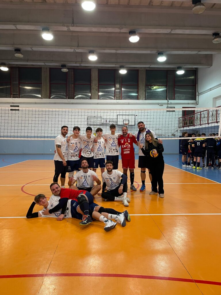 Torna a trionfare lo sport a Cava, ma questa volta a vincere oltre alla Cavese è la prima divisione maschile dell’ASD Cava volley