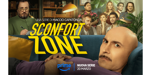 Nell'immagine maccio capatonda sdraiato su un lettino di uno psicologo, alle sue spalle il resto del cast della nuova serie sconfort zone