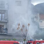 Incendio in appartamento a via Quaranta a Cava de’Tirreni, Le residenti trasportate in ospedale.