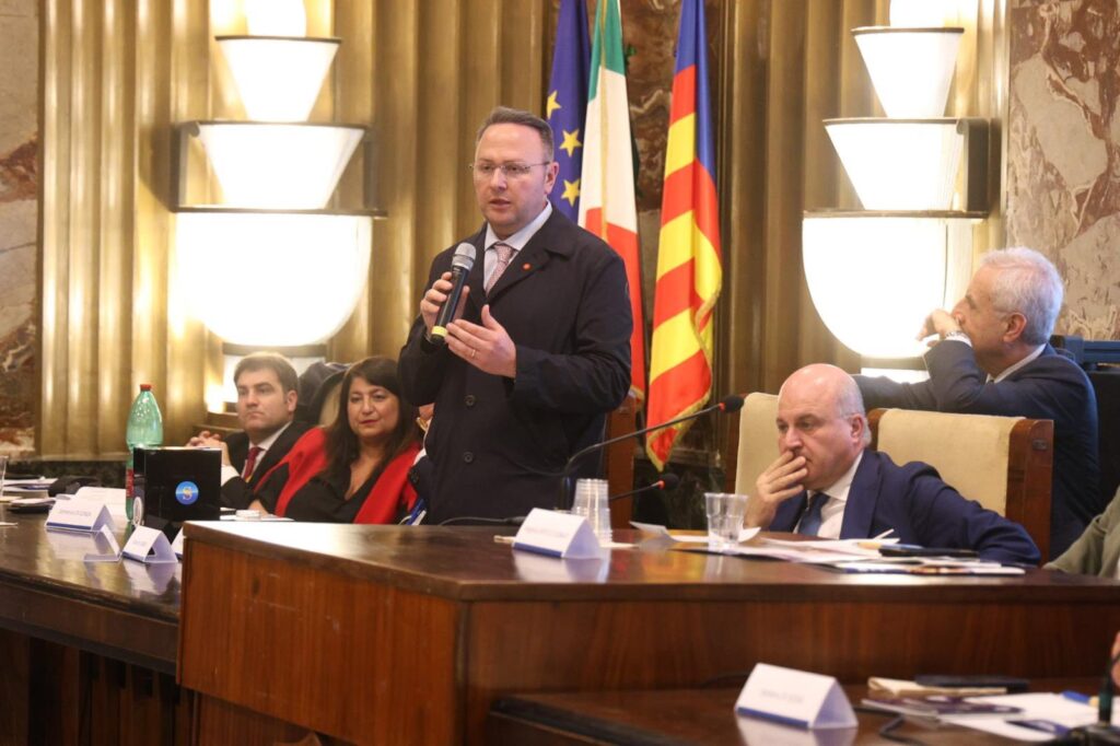 Francesco Morra Temporaneamente  alla presidenza dell’ANCI Campania dopo lo scioglimento per camorra della giunta casertana.