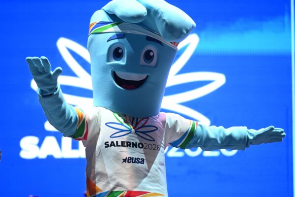 Splash conquista gli EUG Salerno 2026: la mascotte che è diventata la vera star dei Giochi