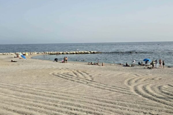 Universo Beach: il Comitato vuole vederci chiaro